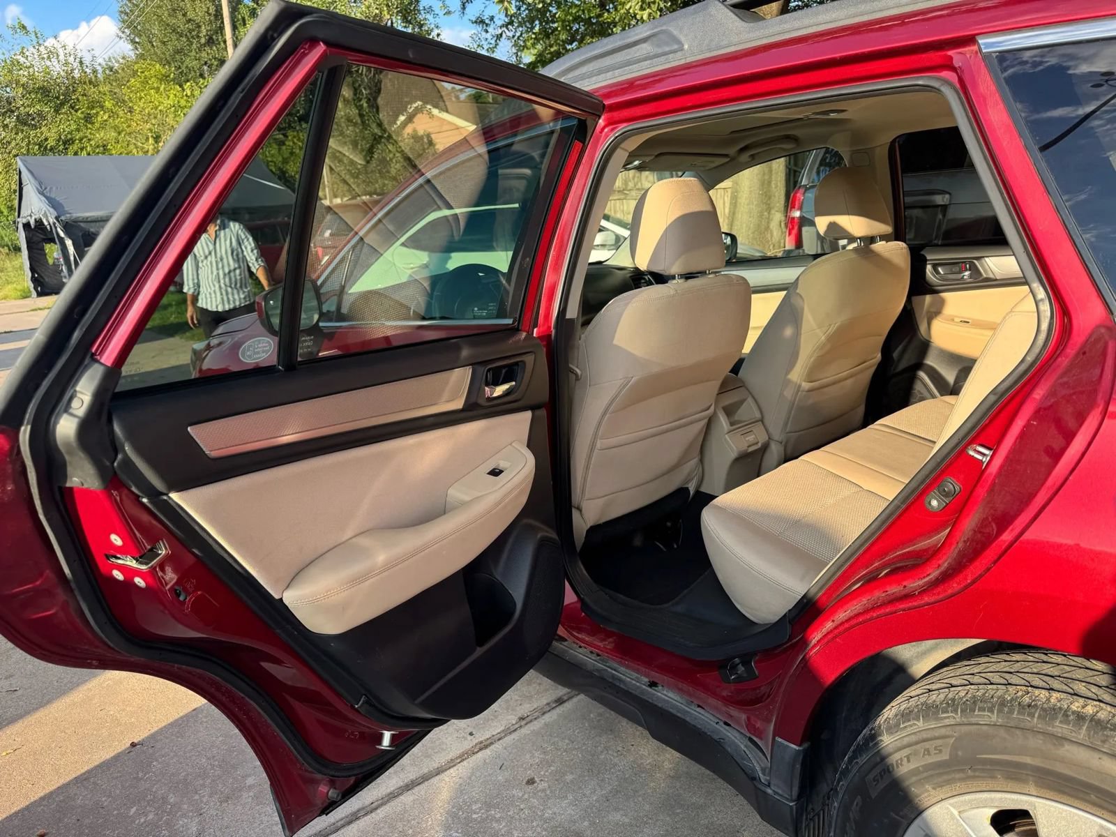 Used 2018 Subaru Outback 2.5i Premium AWD/4WD image 17