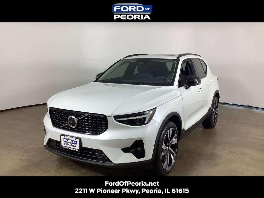 Used 2024 Volvo XC40 B5 Plus w/ Protection Package Premier