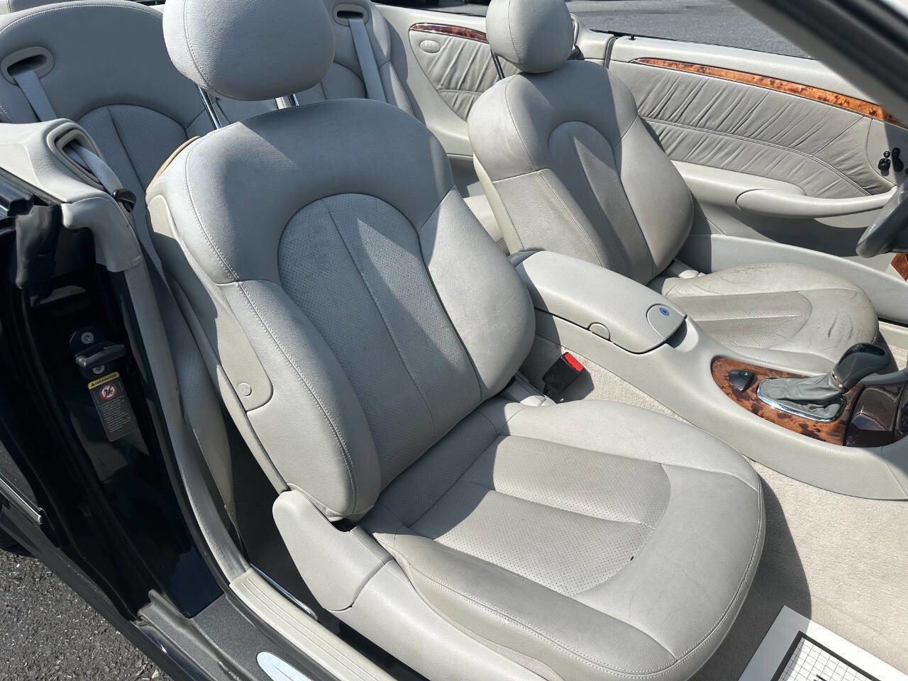 Used 2004 Mercedes-Benz CLK 500 Cabriolet image 31
