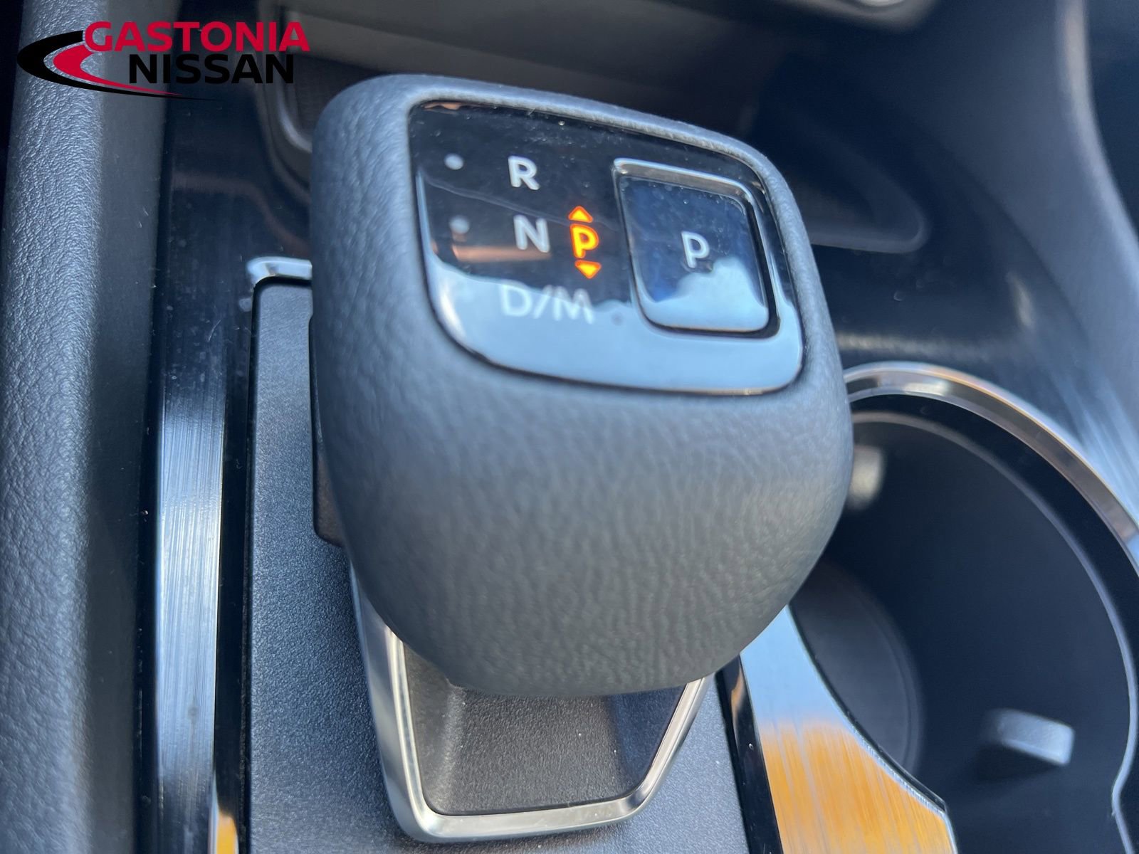 Used 2021 Nissan Rogue SV image 38