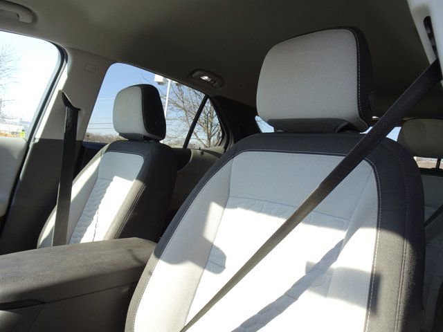 Used 2020 Chevrolet Equinox LT image 12