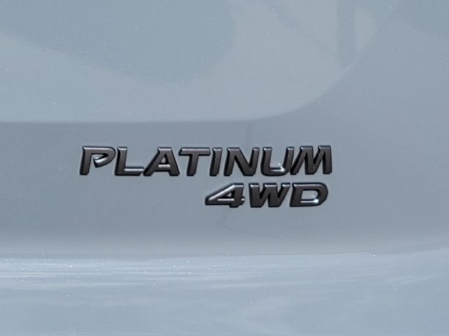 New 2026 Nissan Pathfinder Platinum AWD/4WD image 12