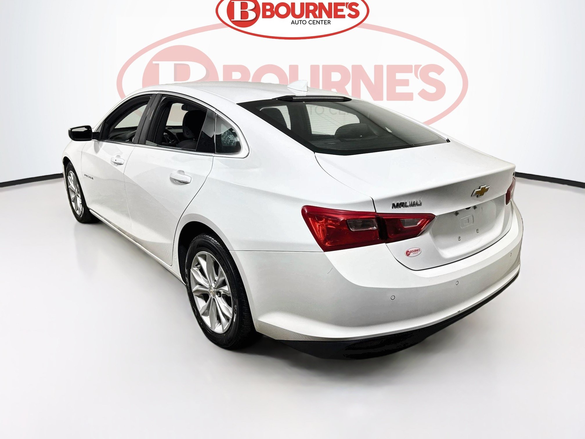 Used 2025 Chevrolet Malibu LT FWD image 8