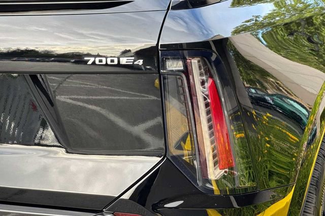 New 2026 Cadillac Optiq Sport 2 image 26