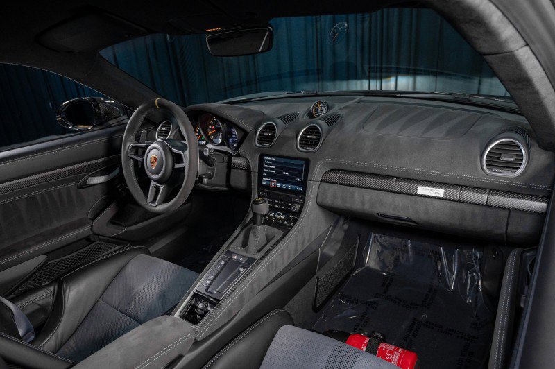 Used 2023 Porsche 718 Cayman GT4 RS image 17