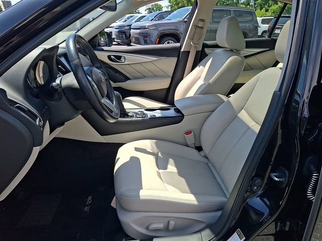 Used 2021 INFINITI Q50 Luxe w/ All Weather Package AWD/4WD image 14