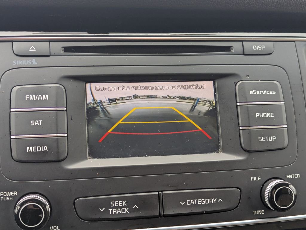 Used 2015 Kia Sedona EX FWD image 16