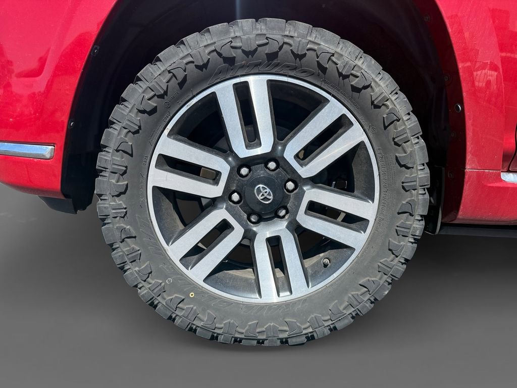 Used 2016 Toyota 4Runner Limited image 15