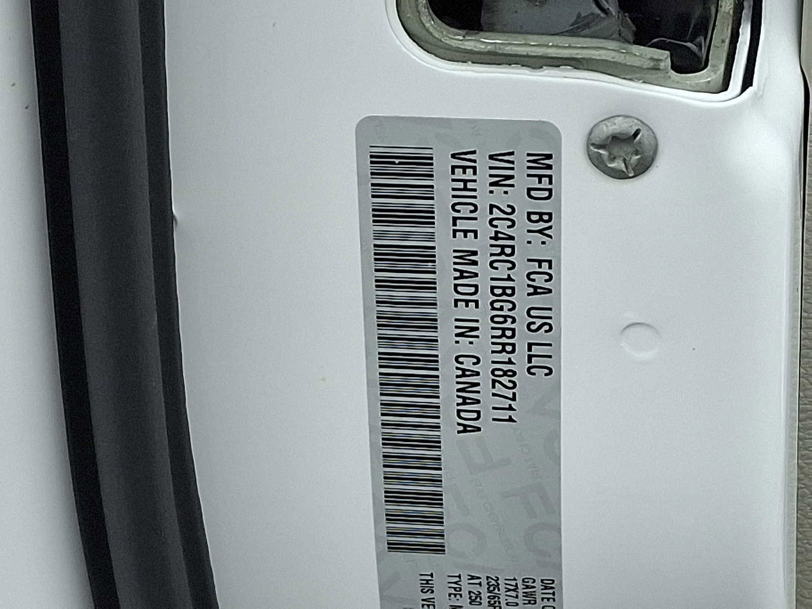 Used 2024 Chrysler Pacifica Touring-L image 25