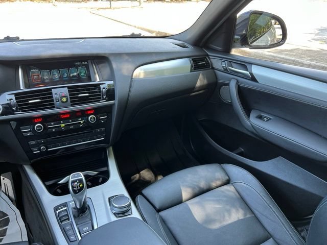 Used 2017 BMW X4 M40i AWD/4WD image 26