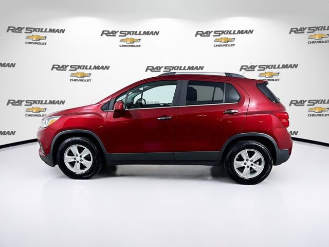 Used 2018 Chevrolet Trax LT w/ Driver Confidence Package image 4