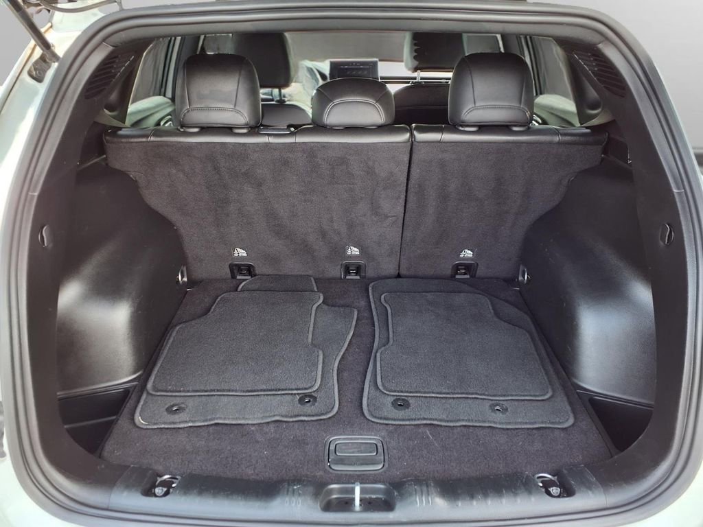 Used 2025 Jeep Compass Limited AWD/4WD image 25