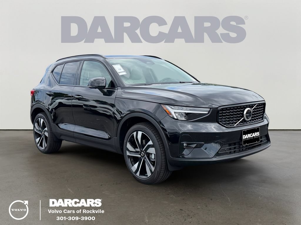 New 2026 Volvo XC40 B5 Plus w/ Climate Package