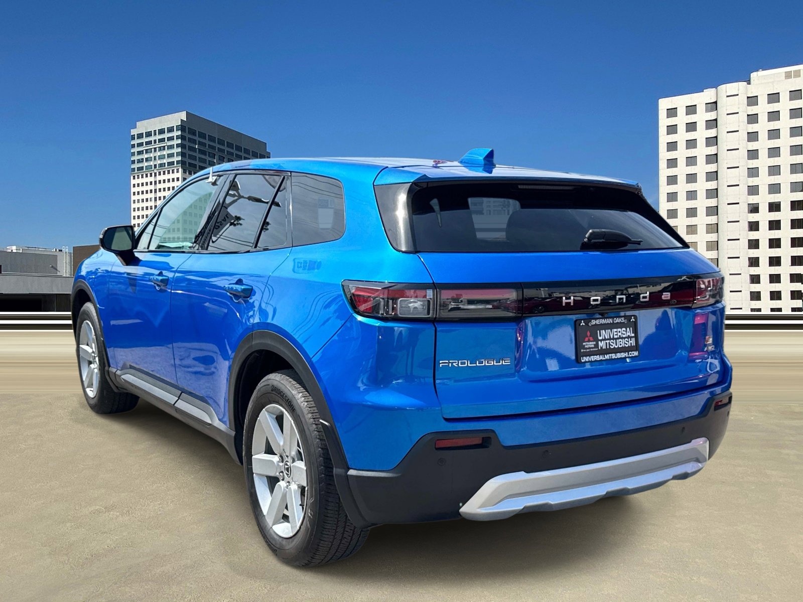 Used 2024 Honda Prologue EX image 3