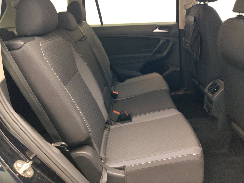 Used 2021 Volkswagen Tiguan S FWD image 19