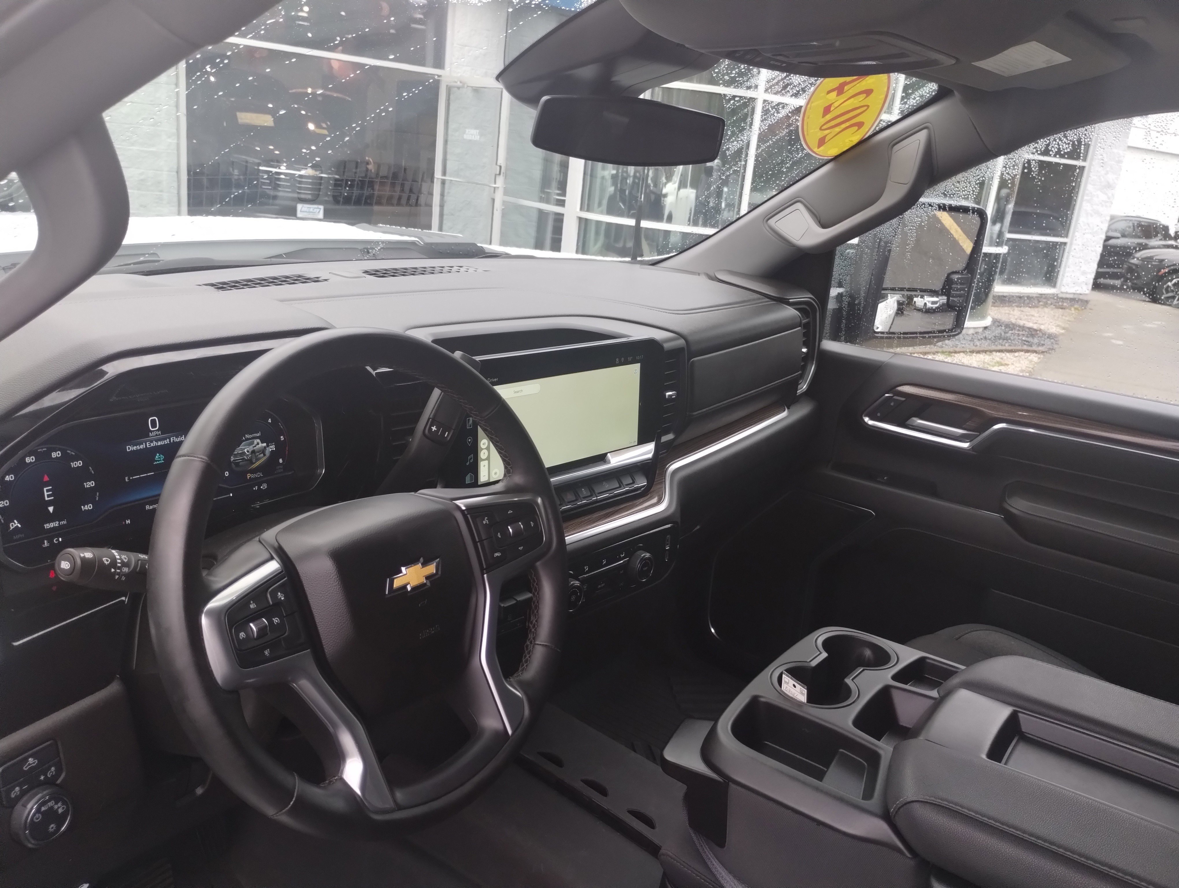 Used 2024 Chevrolet Silverado 2500 LT image 9