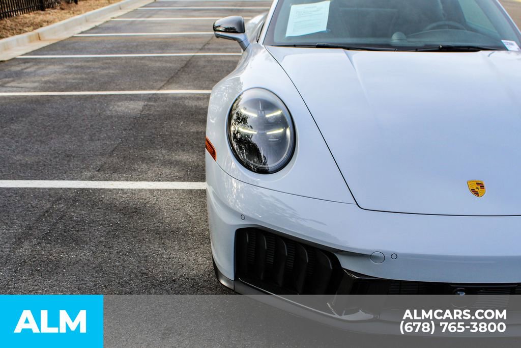 Used 2025 Porsche 911 Carrera GTS image 12
