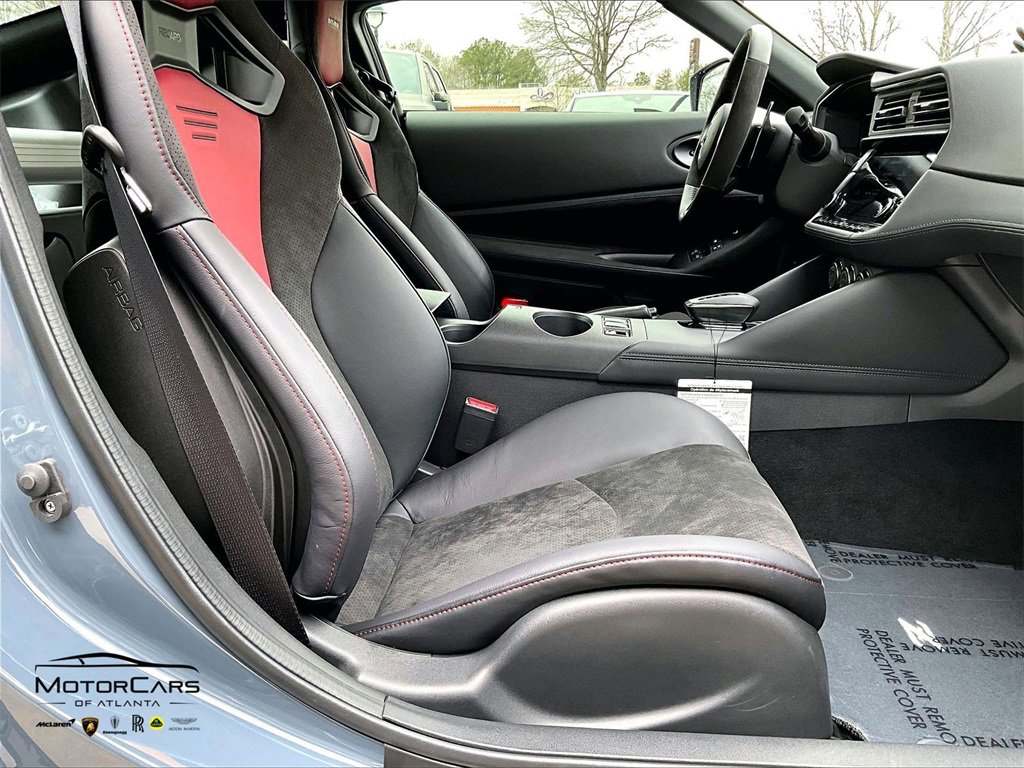 Used 2025 Nissan Z NISMO w/ Floor Mat Package image 8