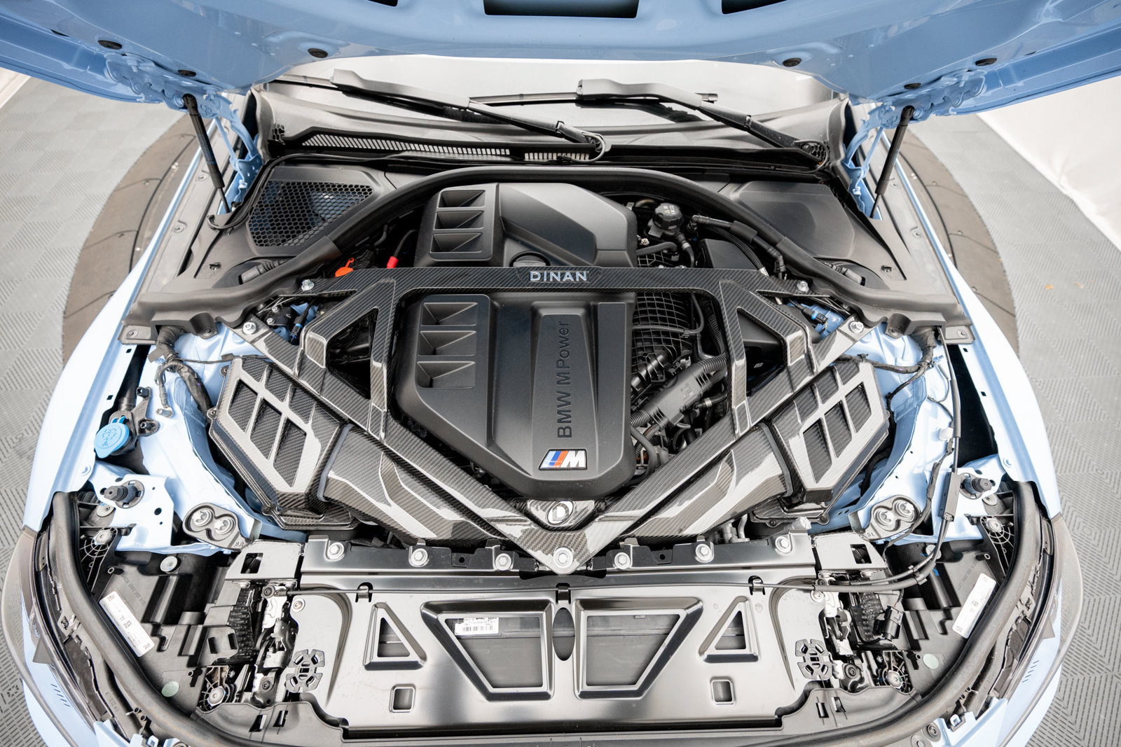 Used 2026 BMW M2 w/ Lighting Package RWD image 31