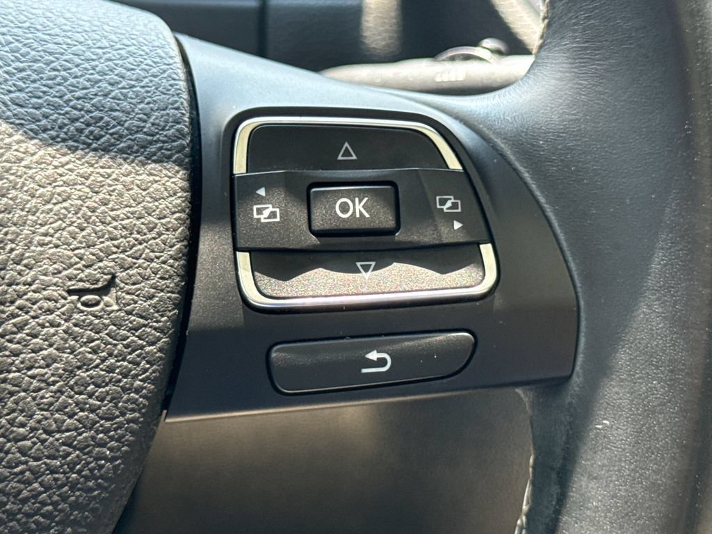 Used 2016 Volkswagen Tiguan SE AWD/4WD image 28