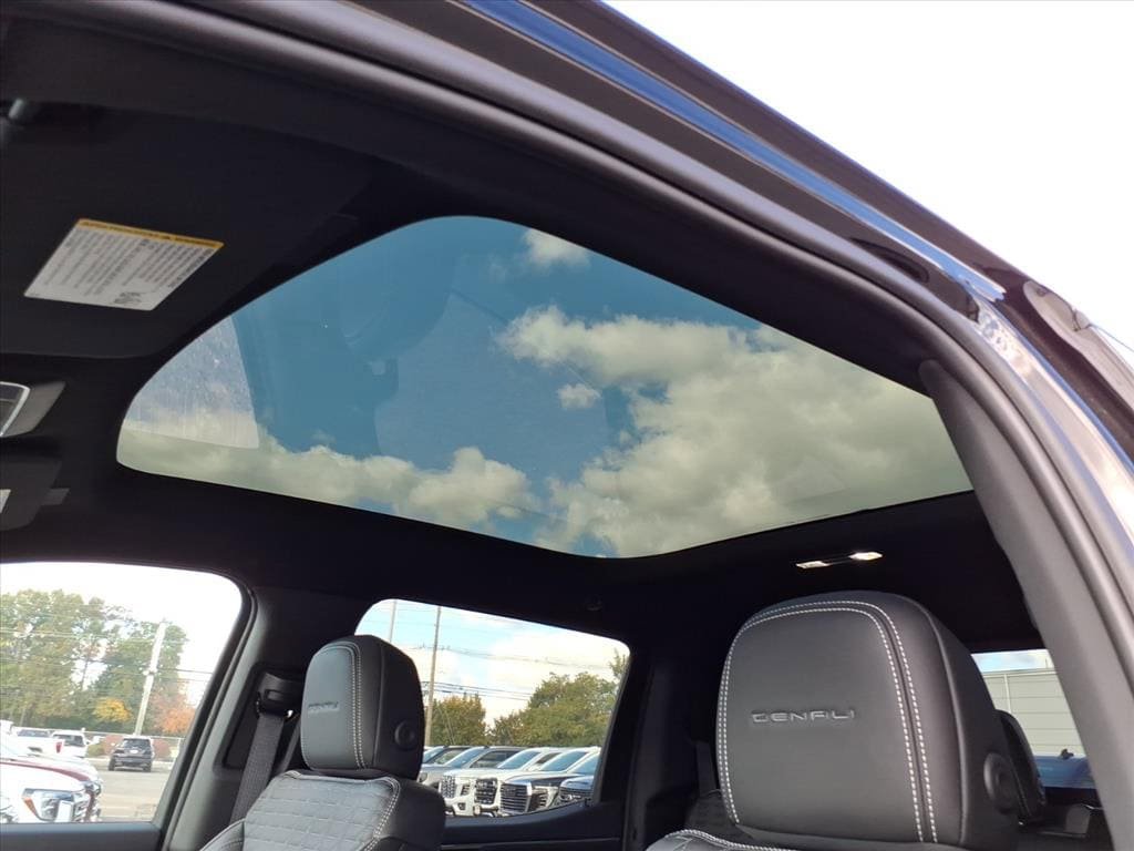 New 2025 GMC Sierra EV Denali AWD/4WD image 16