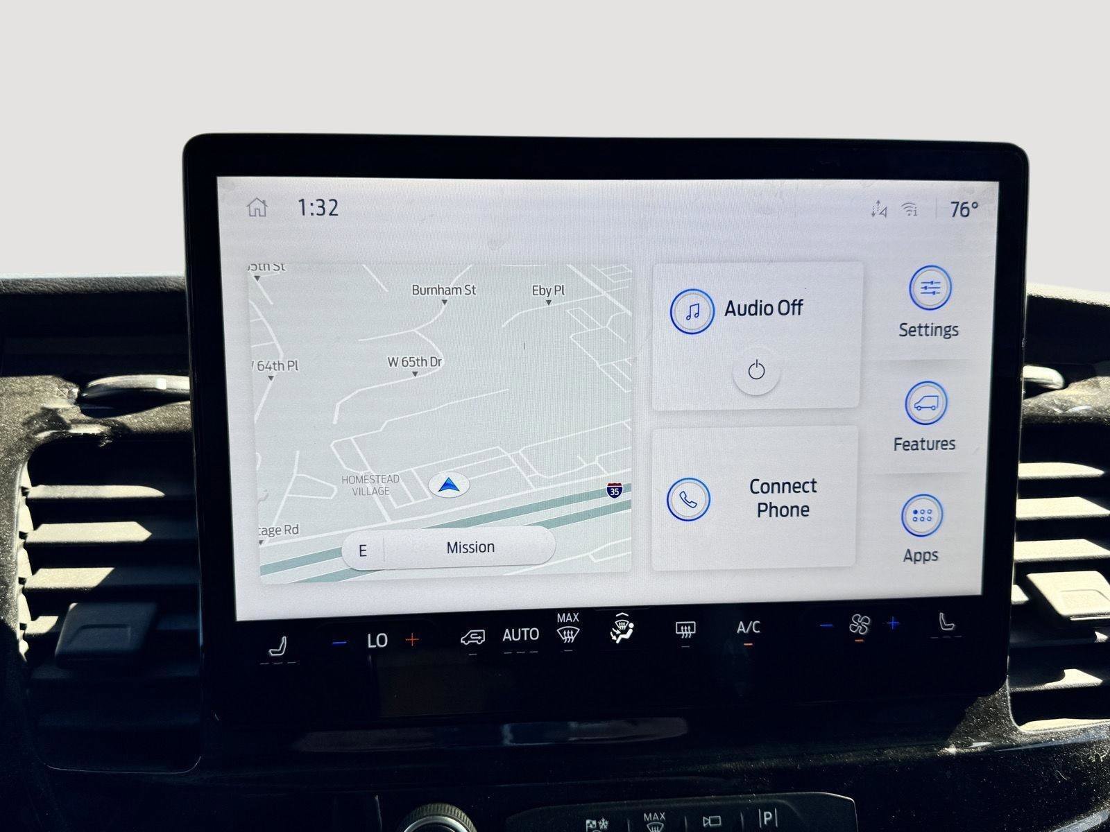 Used 2023 Ford Transit 350 XLT image 9