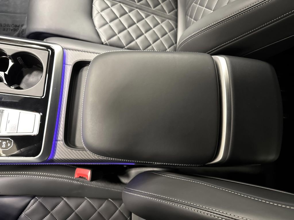 Used 2025 Audi SQ8 Premium Plus w/ S Sport Package image 22