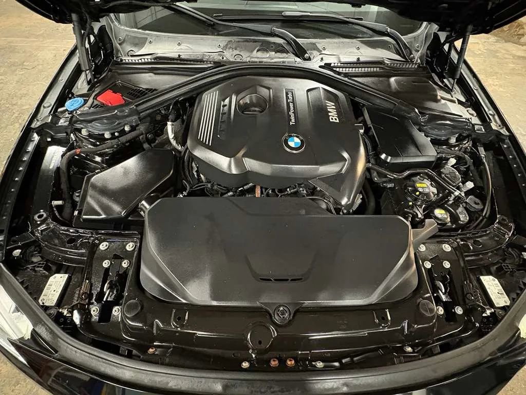 Used 2017 BMW 330i xDrive Sedan AWD/4WD image 44