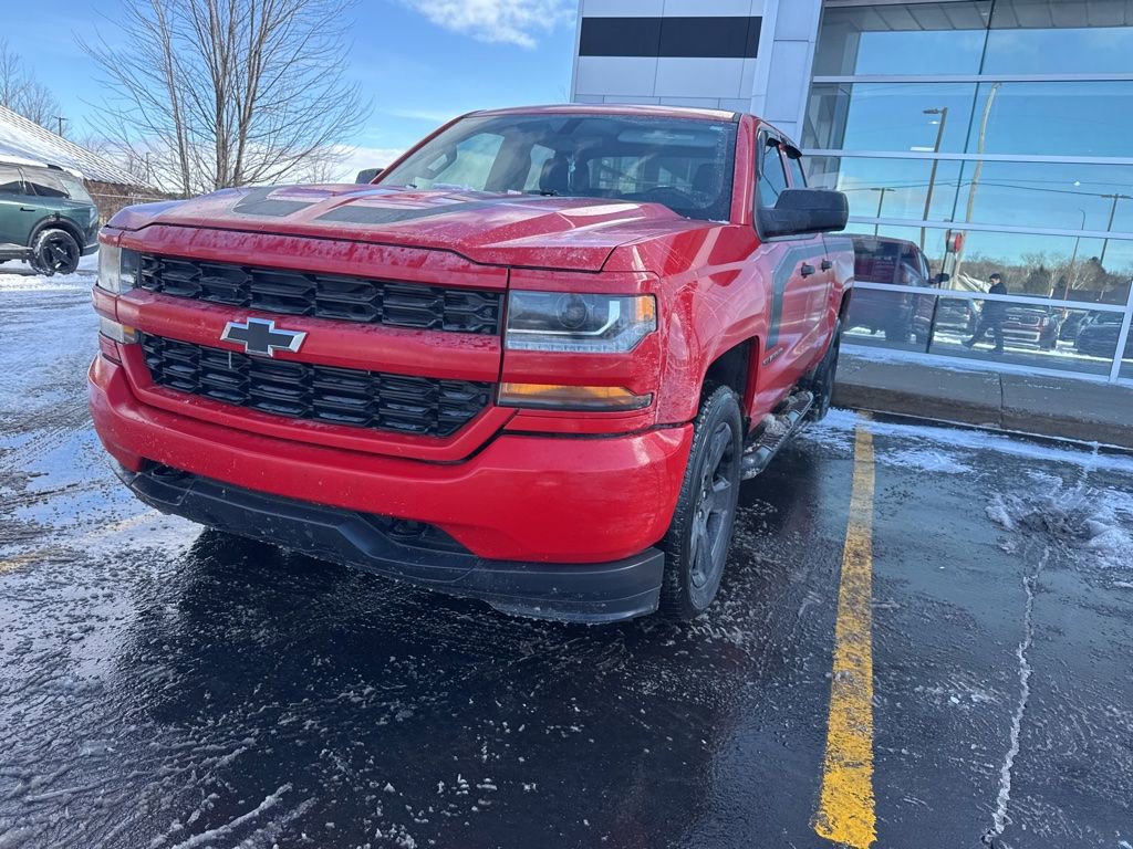 Used 2017 Chevrolet Silverado 1500 Custom image 5
