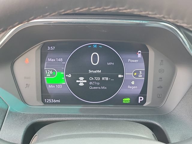 Certified 2023 Chevrolet Bolt LT w/ Infotainment Package FWD image 32