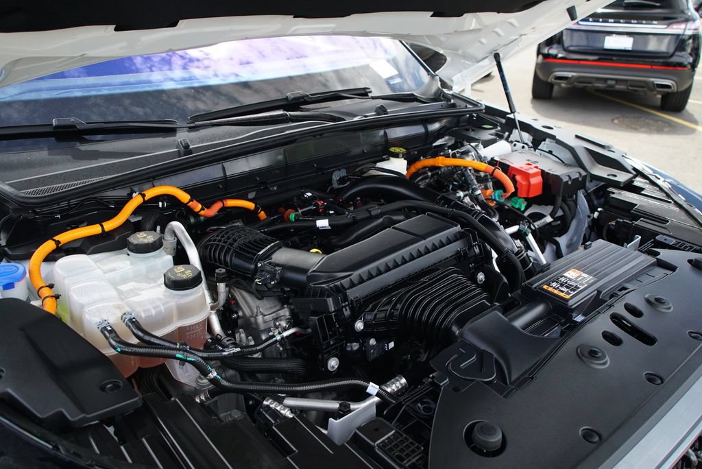 Used 2025 Lincoln Nautilus Reserve AWD/4WD image 42