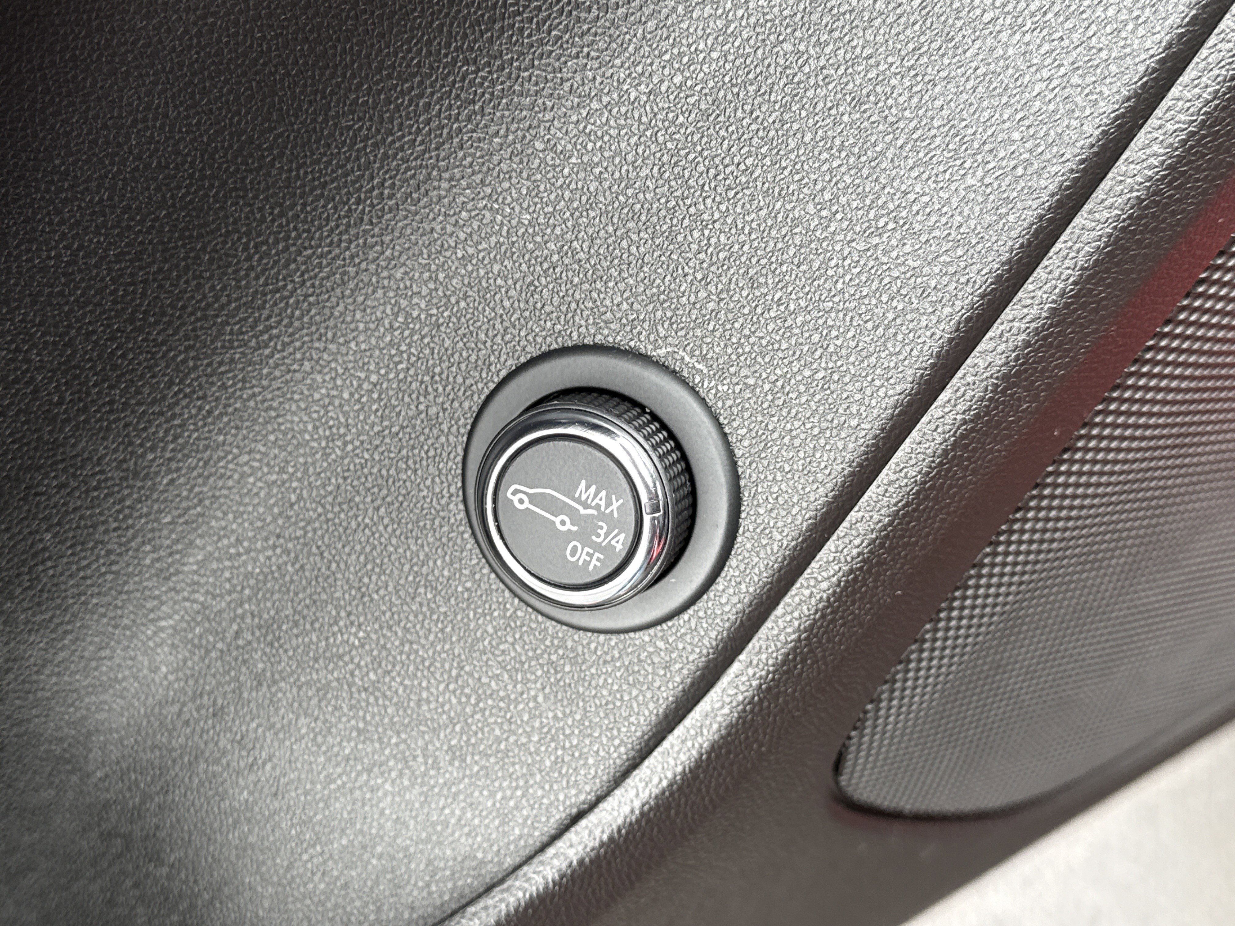 Used 2023 Chevrolet Blazer LT w/ Convenience Package image 13