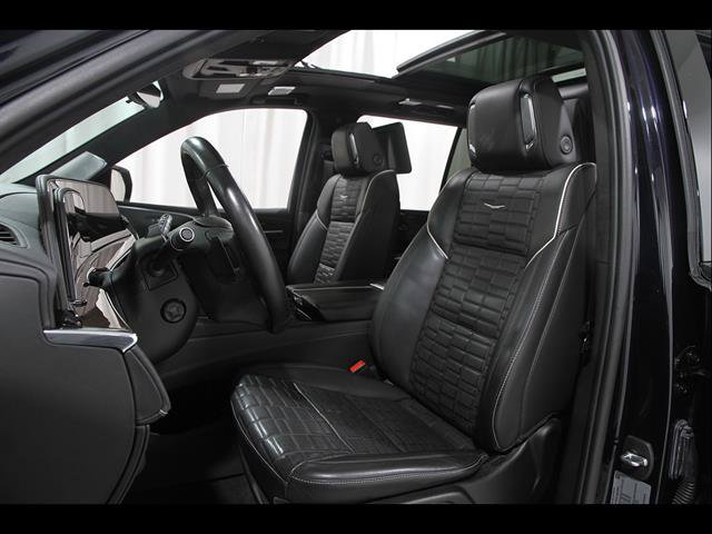 Used 2022 Cadillac Escalade Sport Platinum AWD/4WD image 5