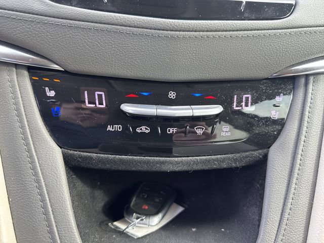 Used 2017 Cadillac XT5 Premium Luxury AWD/4WD image 19