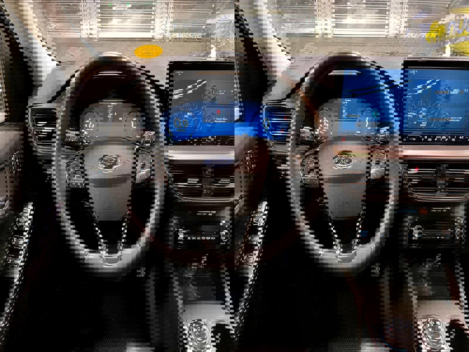 Used 2024 Ford Escape Platinum image 17