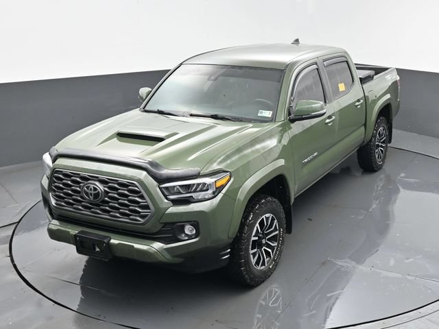 Used 2021 Toyota Tacoma TRD Sport w/ Technology Package AWD/4WD image 18
