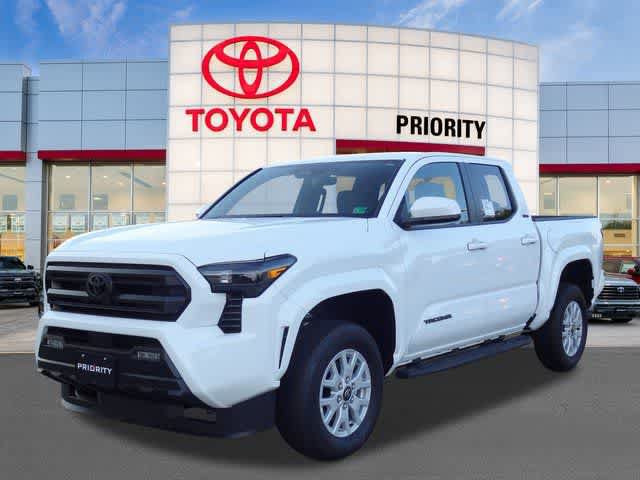 Used 2025 Toyota Tacoma SR5