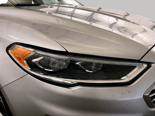 Used 2019 Ford Fusion SEL FWD image 28