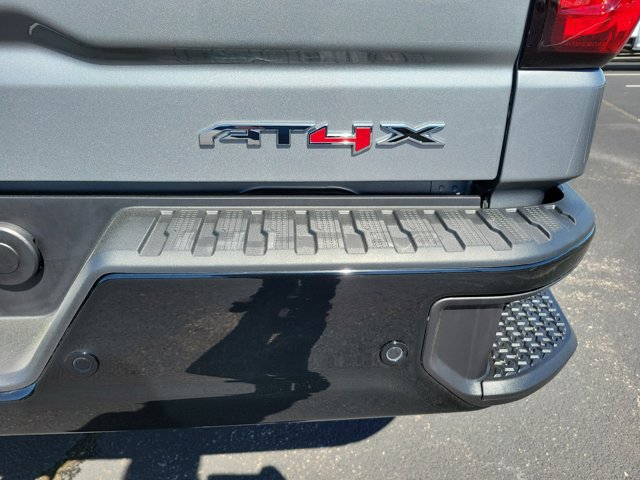 Used 2025 GMC Sierra 1500 AT4X AWD/4WD image 33