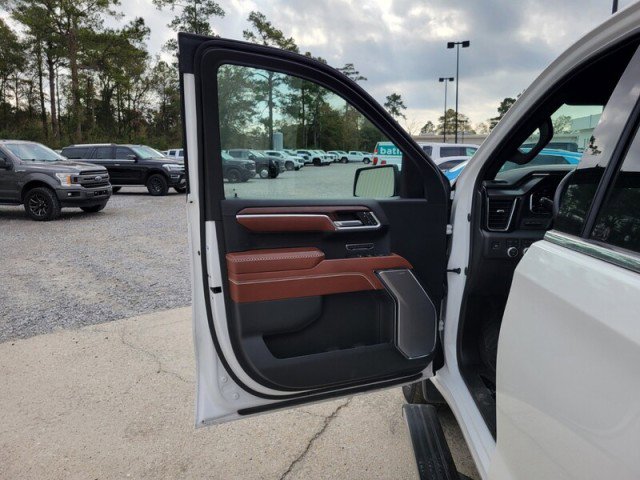 Used 2024 GMC Sierra 1500 Denali Ultimate image 14