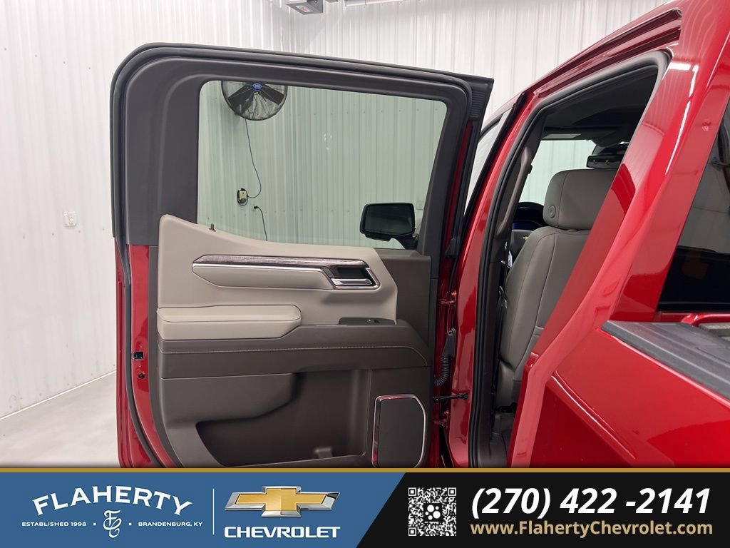Used 2024 Chevrolet Silverado 1500 LTZ w/ LTZ Premium Package image 10