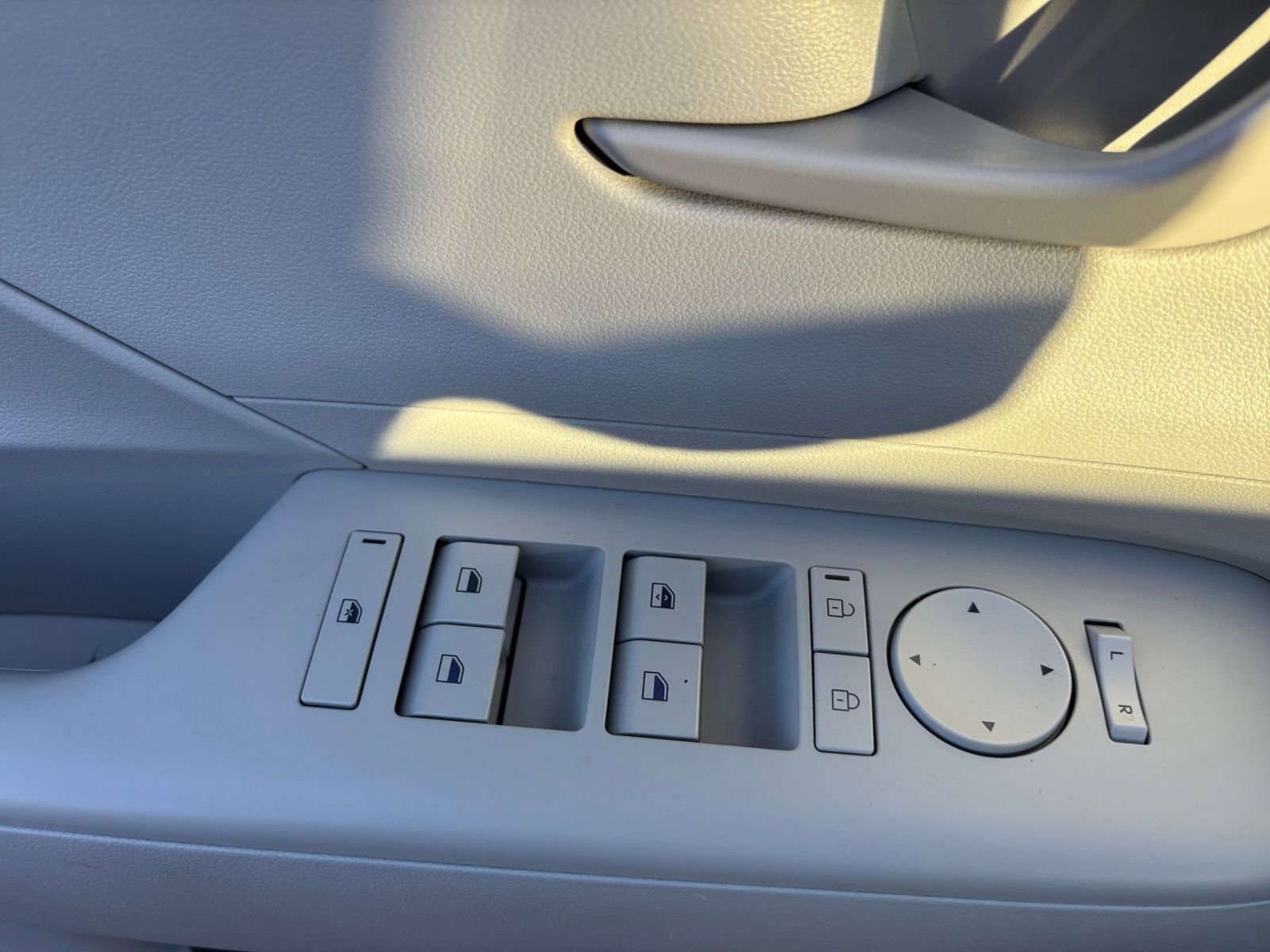 Used 2025 Hyundai Kona SEL image 20