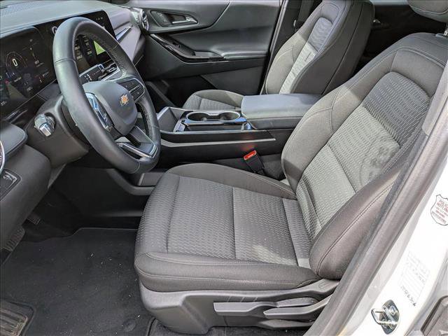 Used 2025 Chevrolet Equinox LT image 13