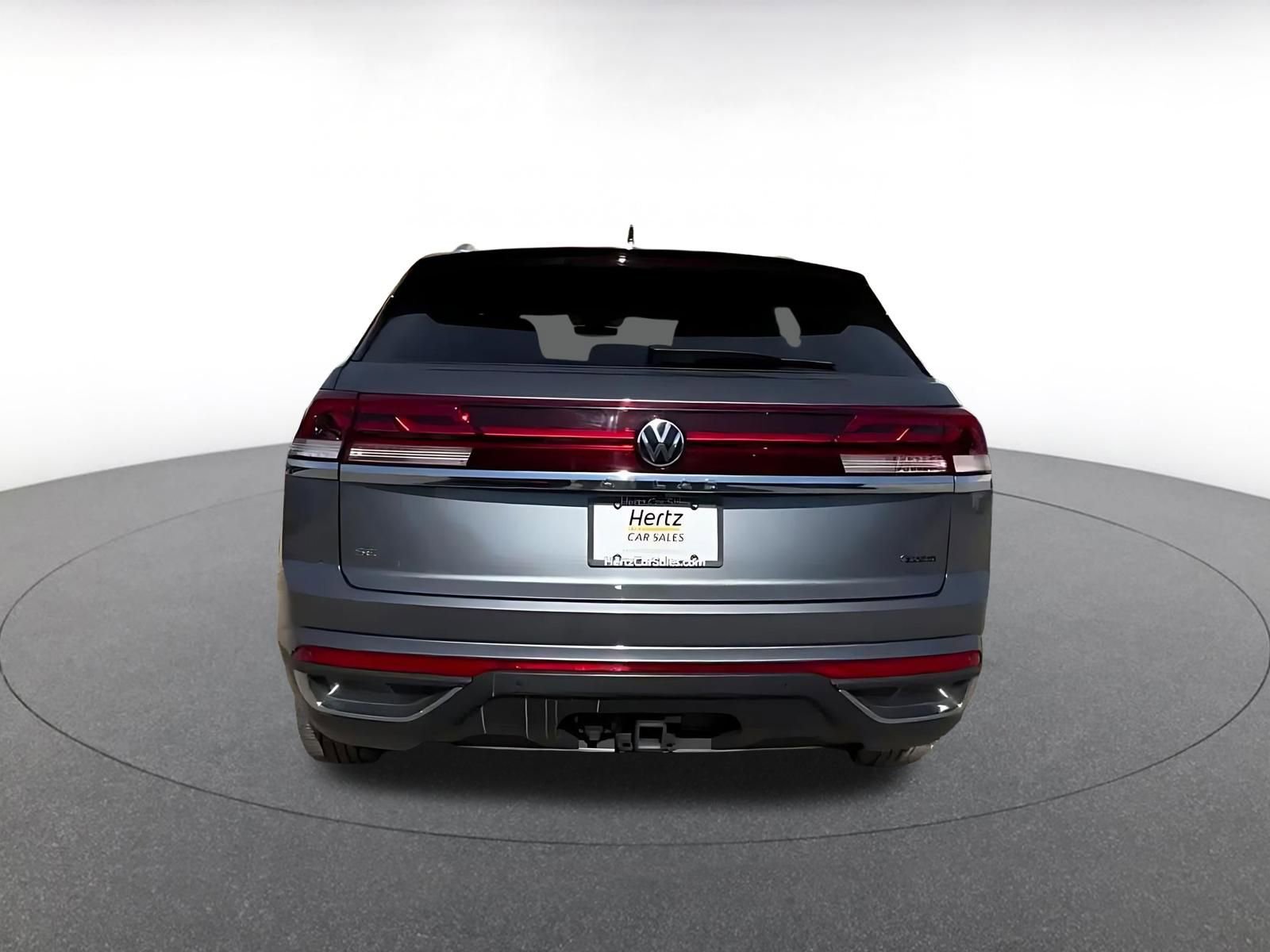 Used 2025 Volkswagen Atlas Cross Sport SE image 12