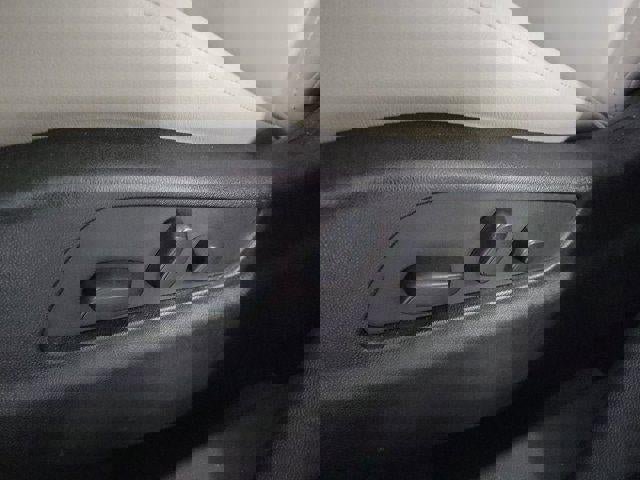 Certified 2023 Cadillac XT4 Luxury FWD image 13