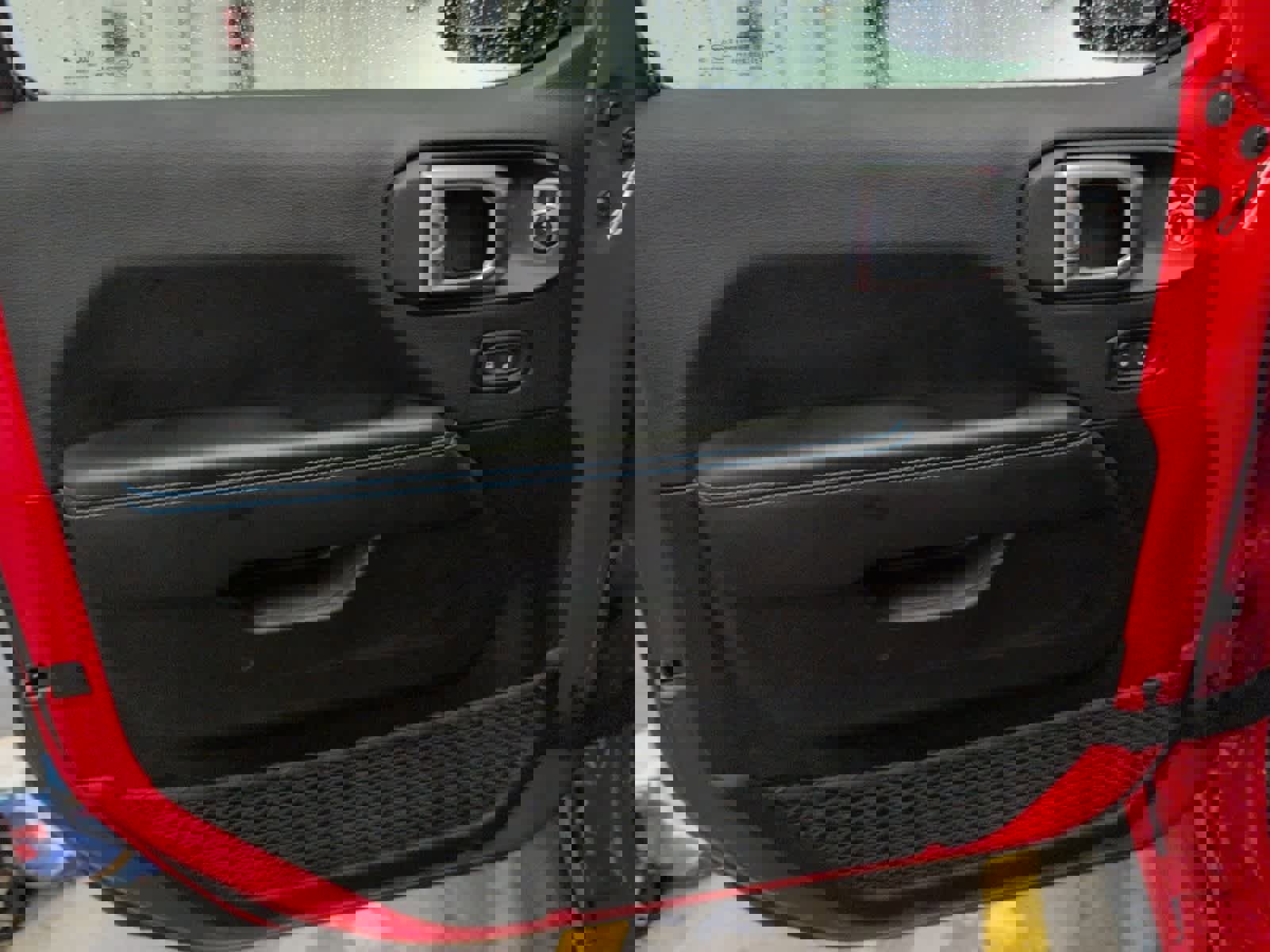 Used 2024 Jeep Wrangler Unlimited Rubicon 4xe image 13