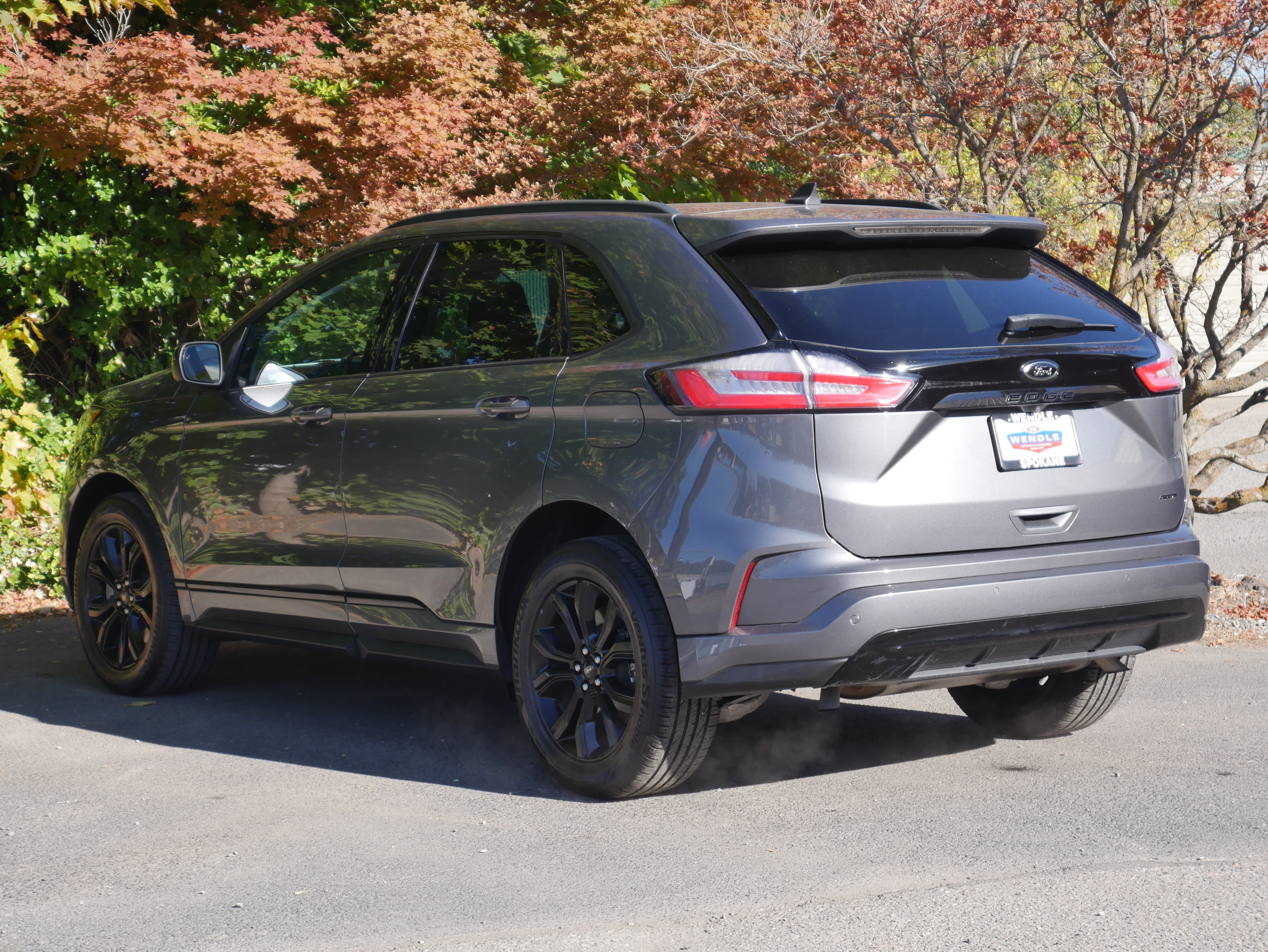 Certified 2023 Ford Edge SE w/ Black Appearance Package AWD/4WD image 16