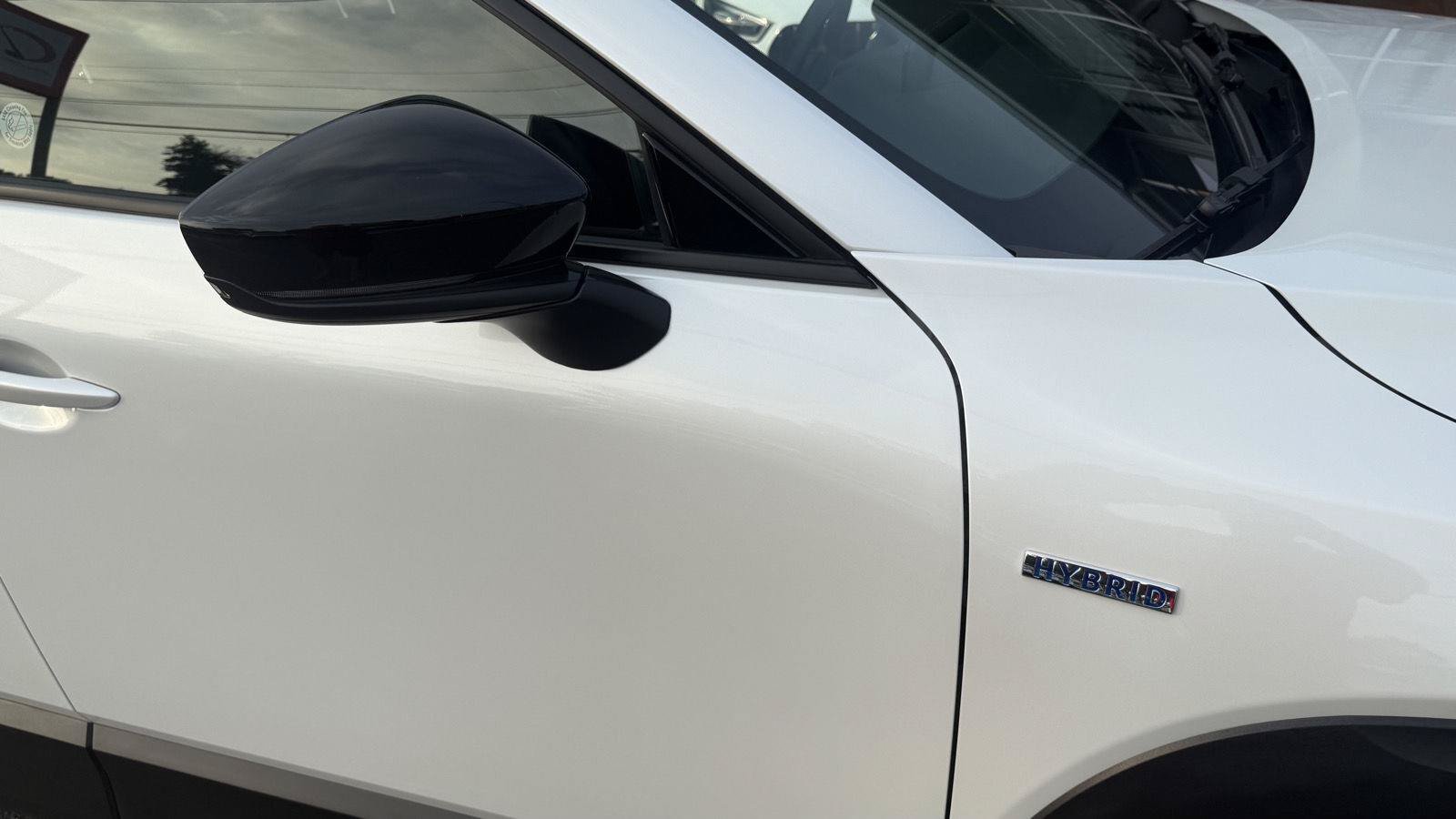 Used 2025 MAZDA CX-50 AWD 2.5 Hybrid w/ Premium Pkg image 14