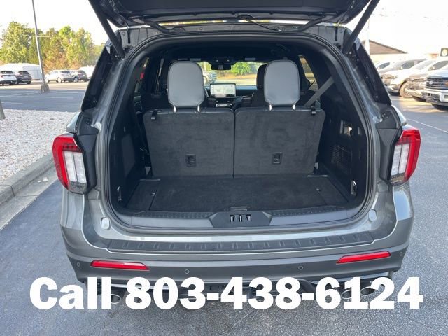 Used 2025 Ford Explorer ST AWD/4WD image 34