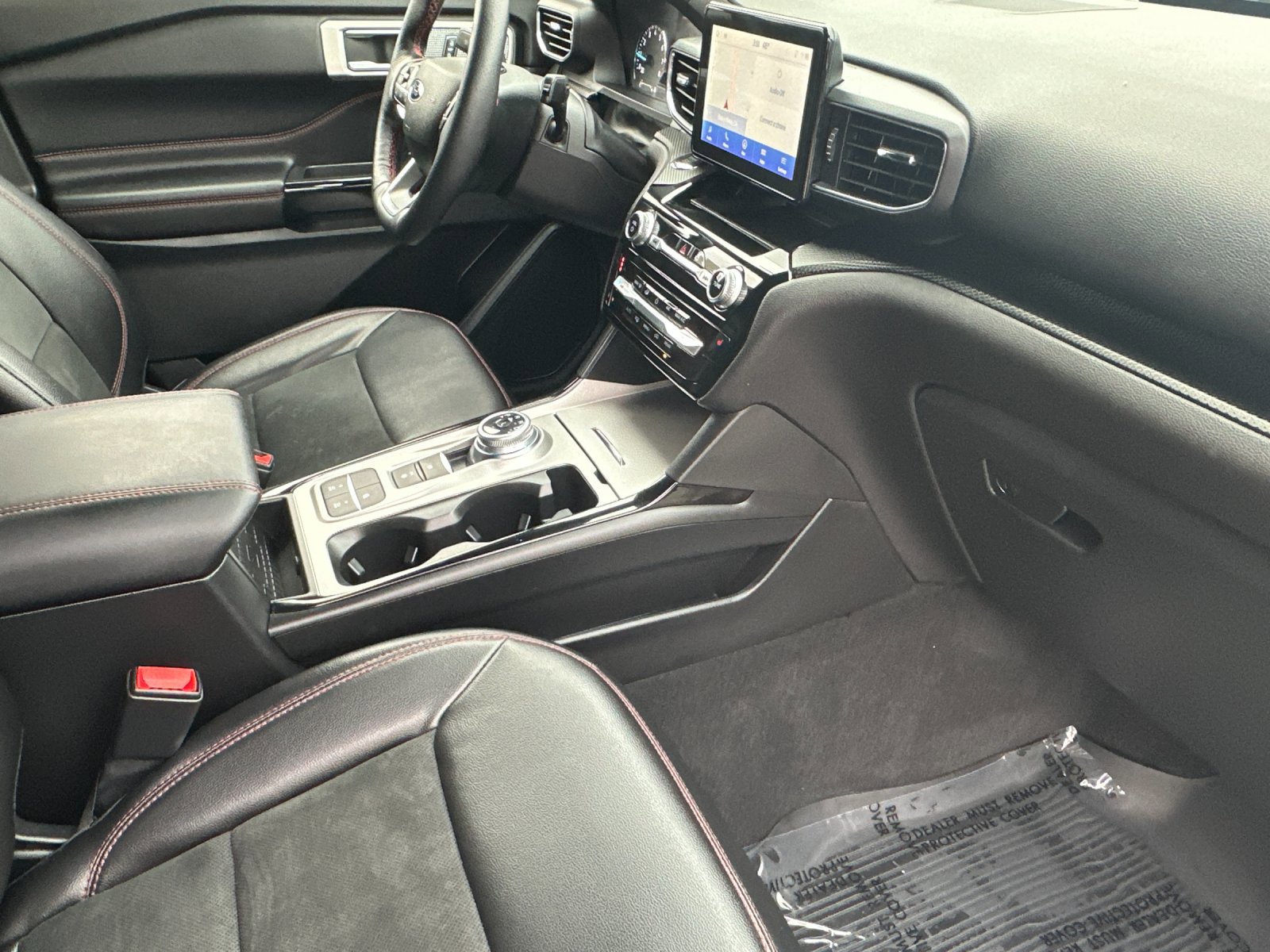 Certified 2022 Ford Explorer ST-Line image 18